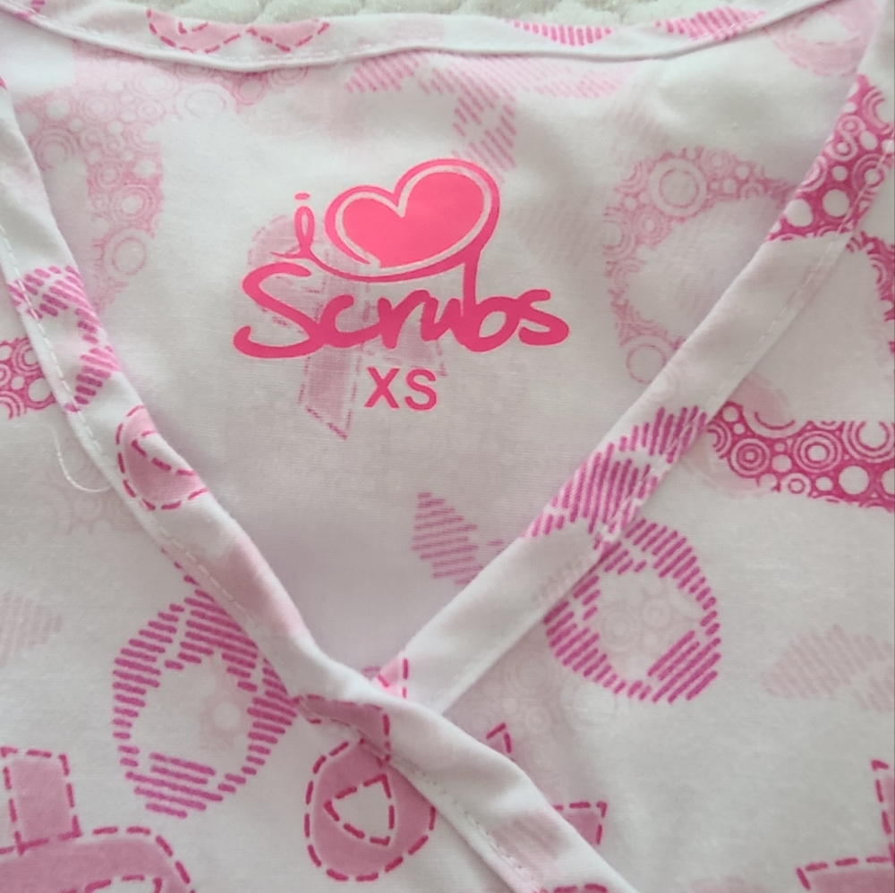 Scrub Top - Picture 2 of 2